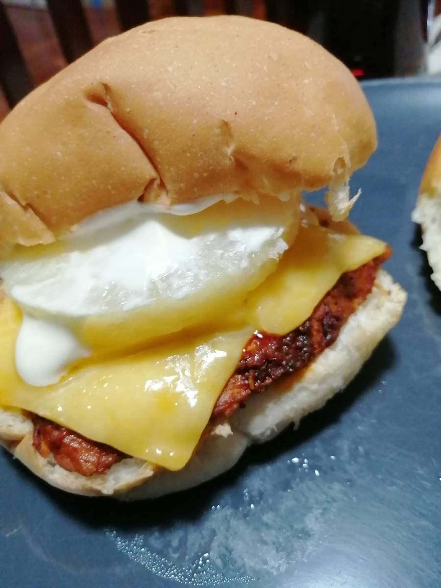 Breakfast burger with fried egg and cheese